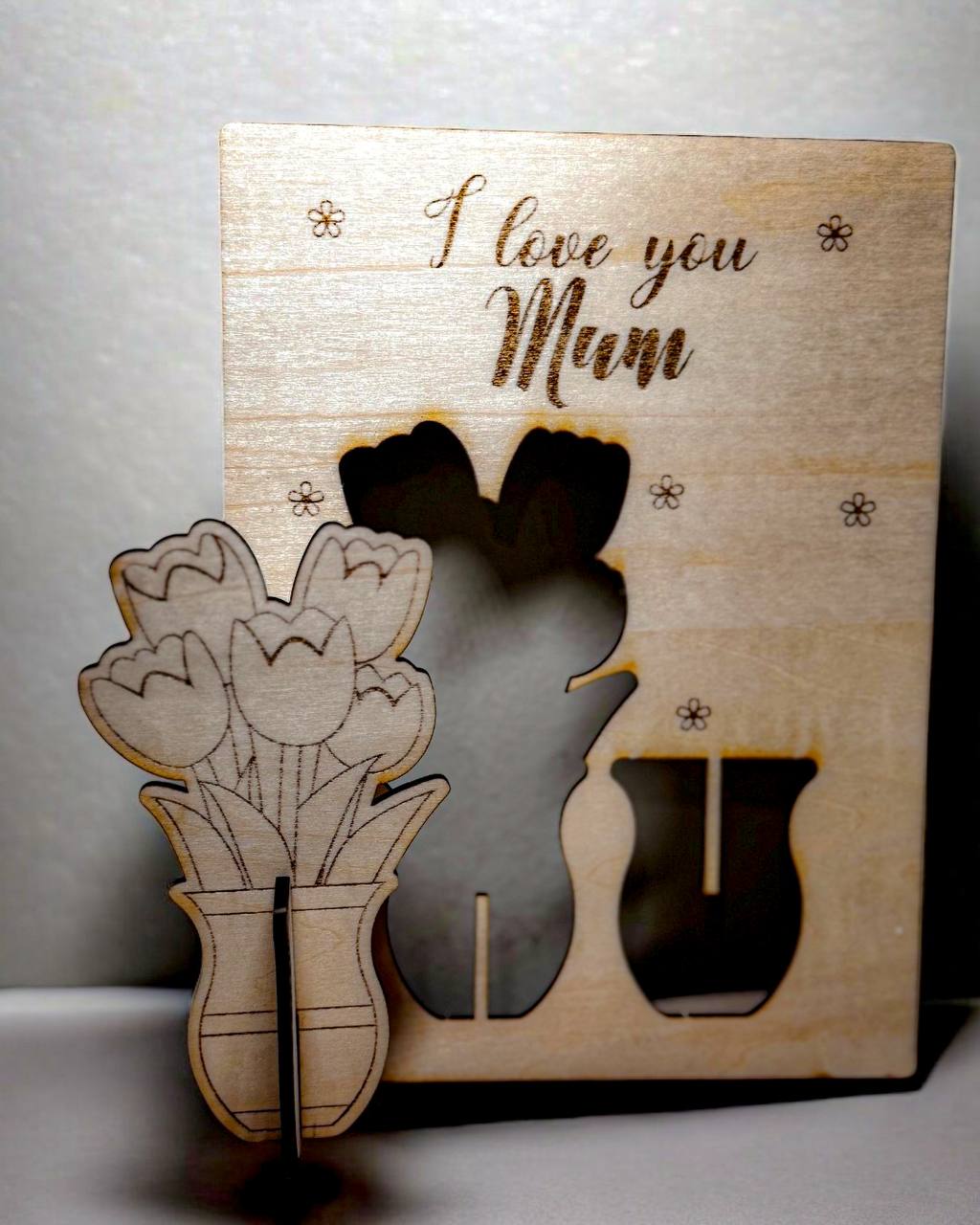 Quadro 'I Love Mum' con Vaso di Fiori – Regalo Personalizzabile per la Festa della Mamma