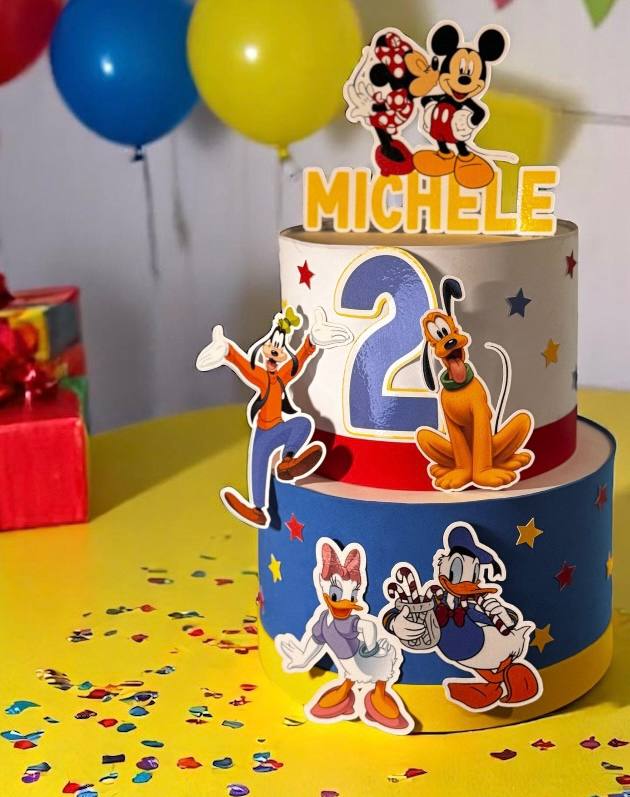 Torta scenografica personalizzata – Tema Topolino & Amici